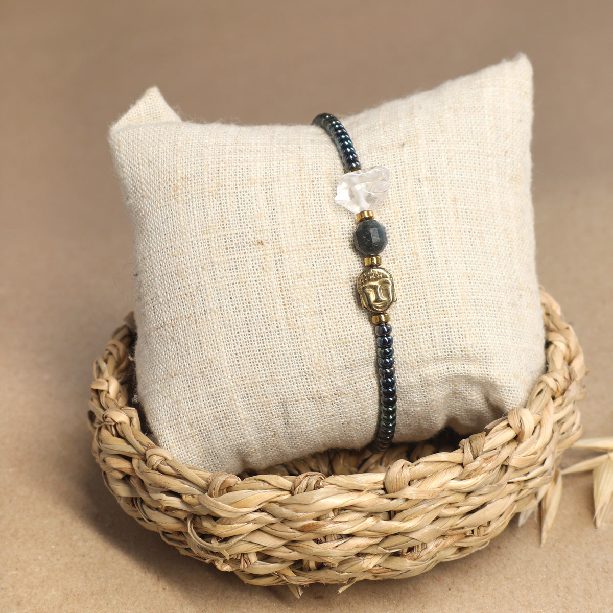 Buddha Armband mit Tigerauge grau und Bergkristall