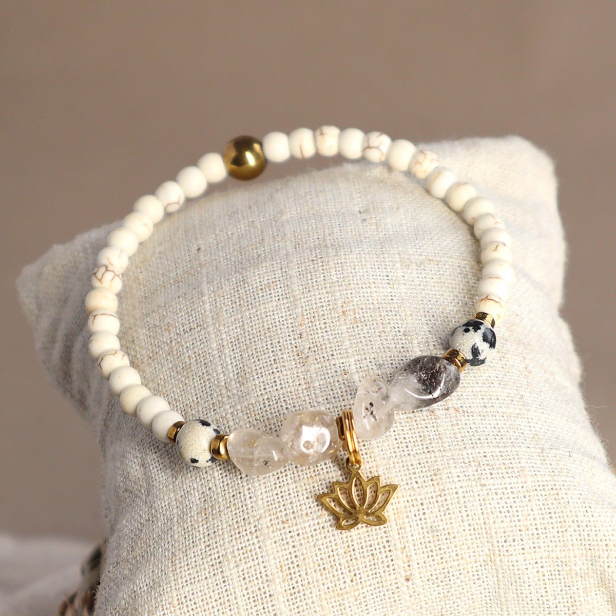 Lotus Armband mit Amethyst oder Rutilquarz - | trueffeldesign